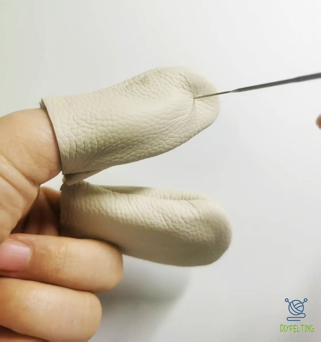Needle Felting Leather Finger Protector - Ideal for DIY Felting & Finger Safety - Image 3
