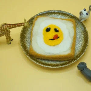 Needle Felting Toast Kit | Easy DIY Felted Toast & Egg Charm with Funny Face | DIYFELTING